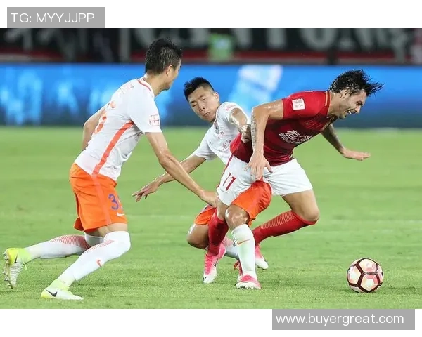 恒大对决鲁能邹正展现实力与技巧的精彩较量